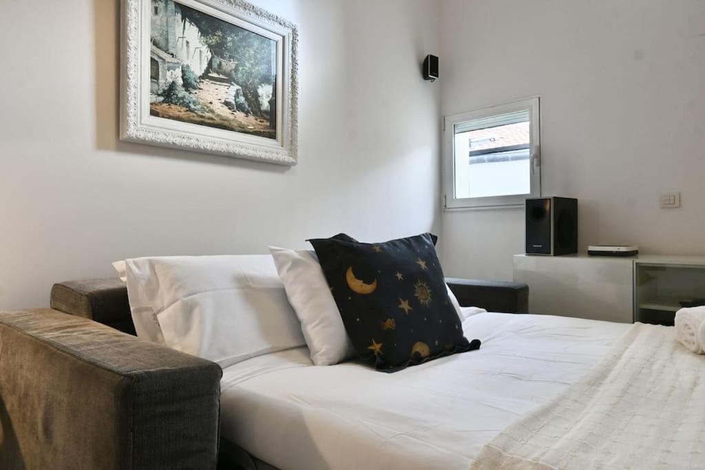 For You Rentals Apartamento Temporal Con Encanto A Pocos Metros Del Sol Myr13 Madrid Exterior foto